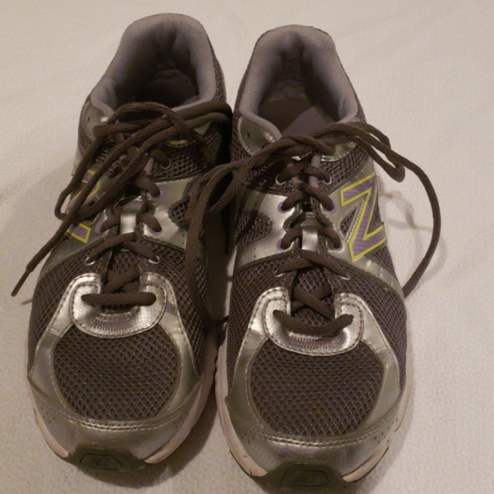 New Balance 665 Women's Cross Trainers